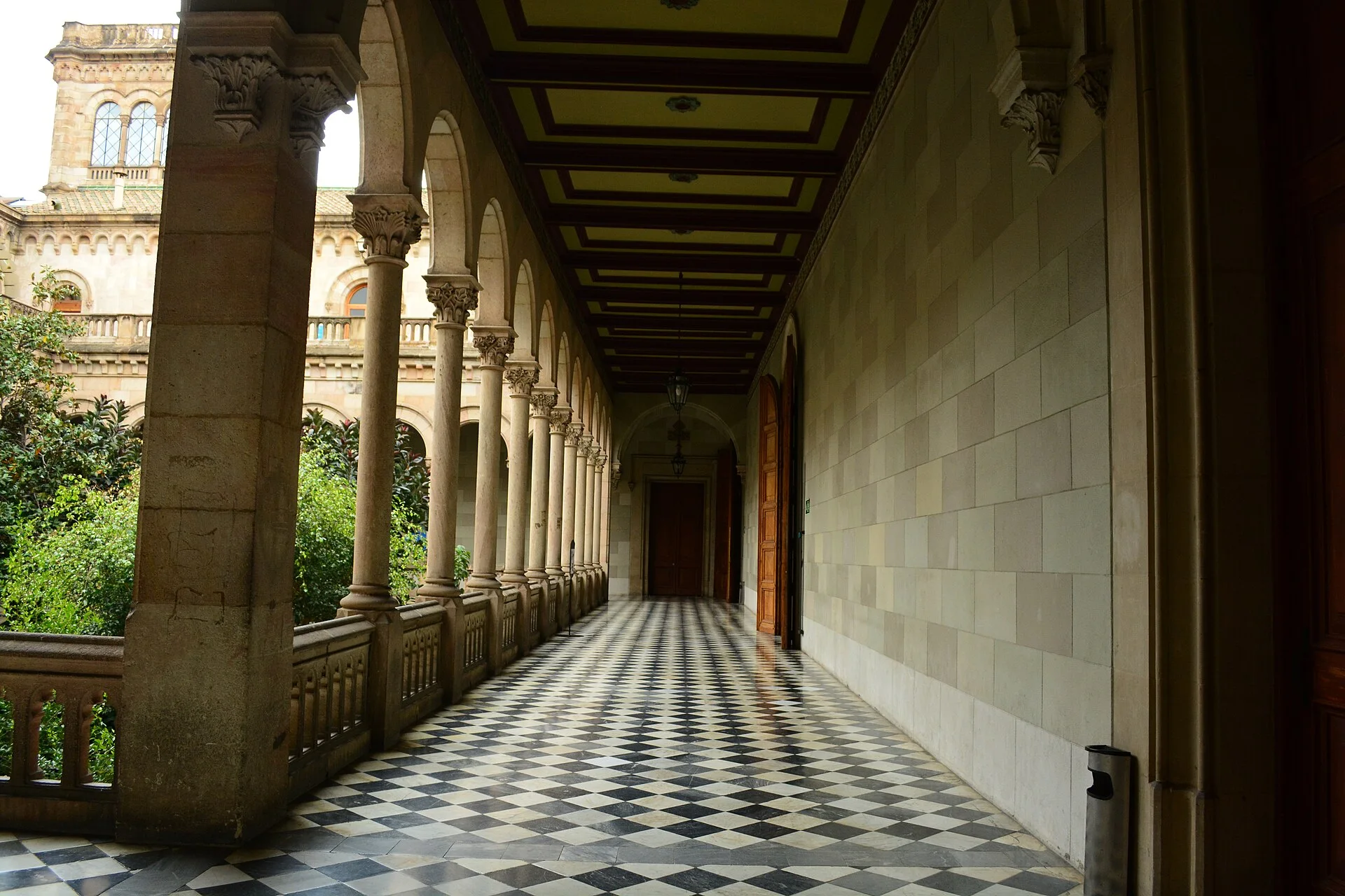 Students and university life in Spain